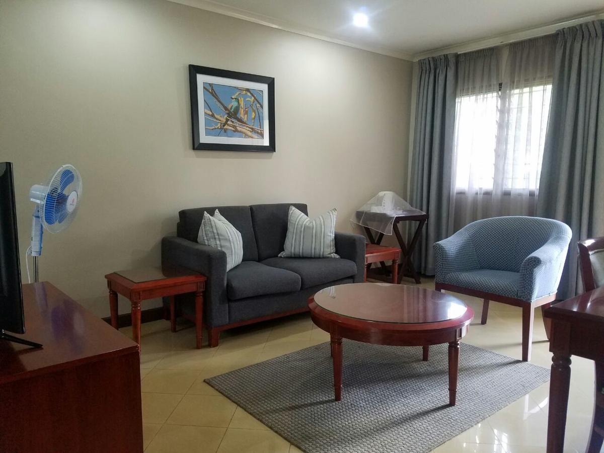 Ufulu Gardens Hotel Лилонгве Экстерьер фото