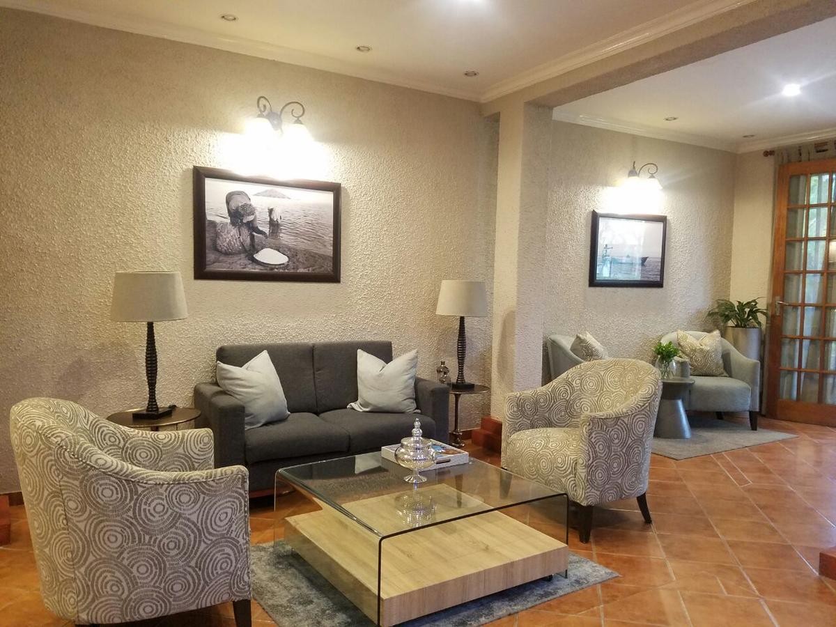 Ufulu Gardens Hotel Лилонгве Экстерьер фото